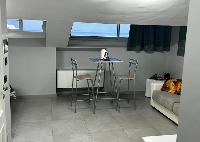 Alojamento de Acomodação e Pequeno-almoço Art 3*