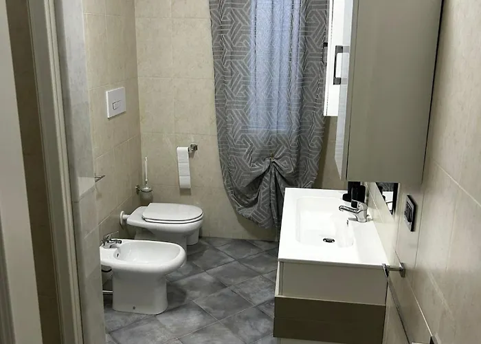 Alojamento de Acomodação e Pequeno-almoço Art Silvi Marina