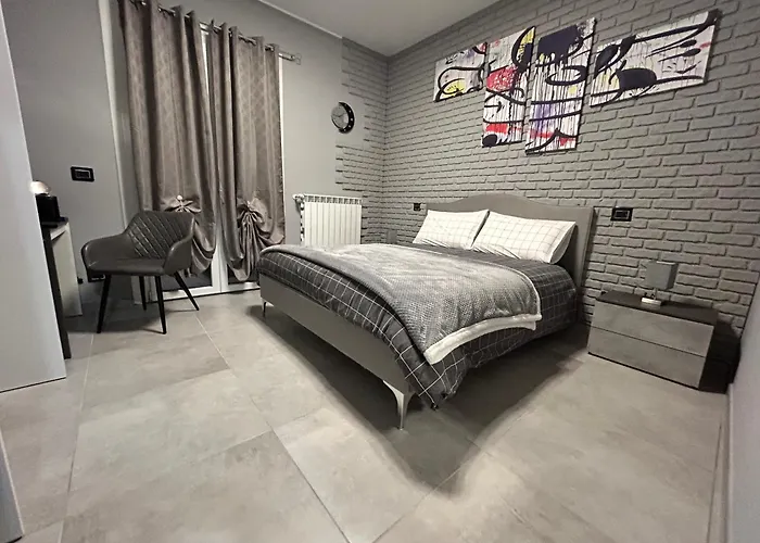 Bed & Breakfast Art 3*